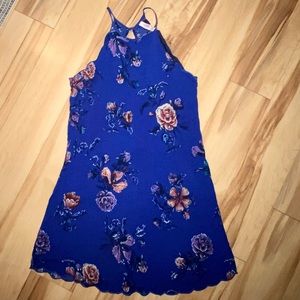 Xhilaration floral sleeveless tunic